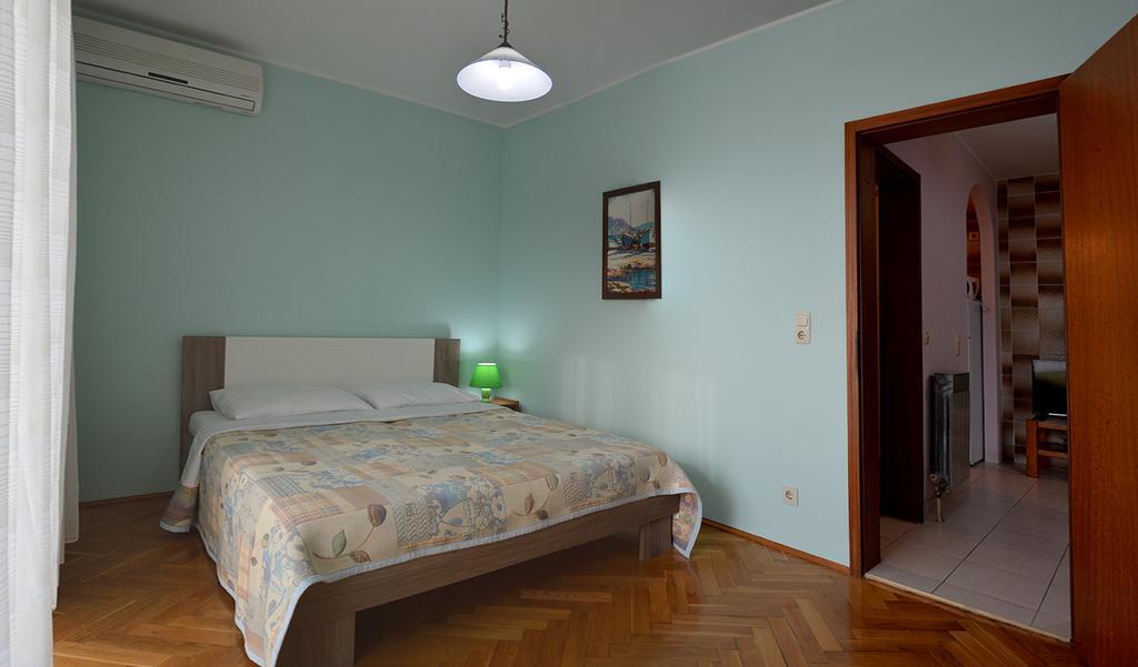 Apartments "Ruza" Vodice Esterno foto