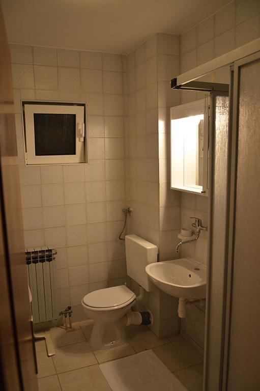 Apartments "Ruza" Vodice Esterno foto