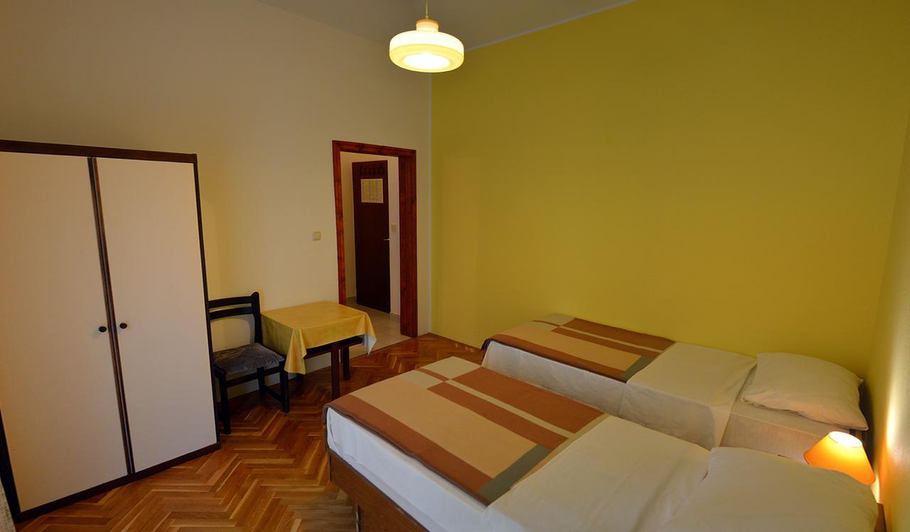 Apartments "Ruza" Vodice Esterno foto